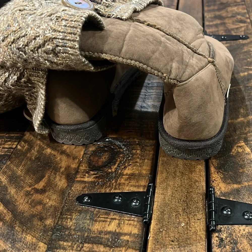 Muk Luks Tan Knit Cuff Boots with Button Detail